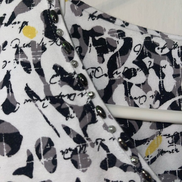 Ruby Rd. Abstract Print Blouse - Black, White, Yellow - Picture 4 of 8